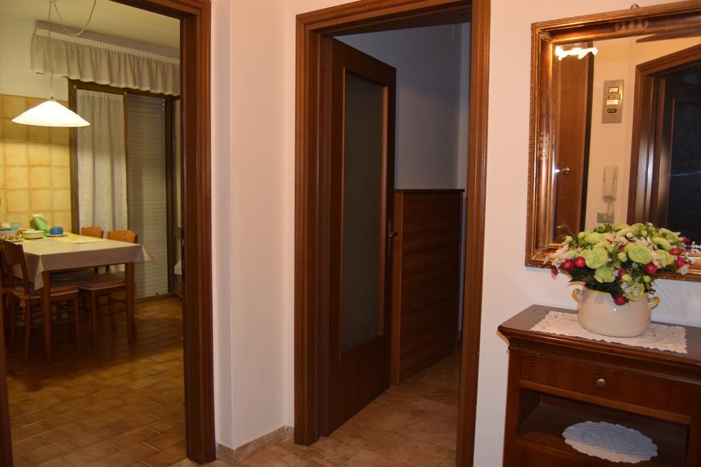 Casa Vacanza E Per Lavoro Elena E Carla Spinea Exterior photo